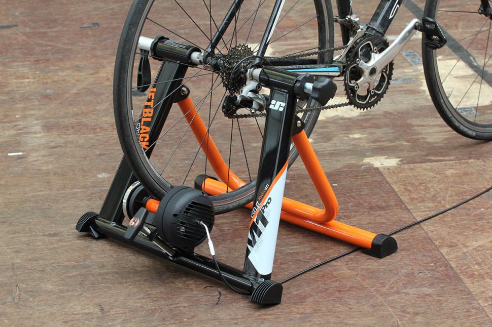 Review JetBlack Cycling Mag Pro Hydro Smart Release Magnetic Trainer road.cc